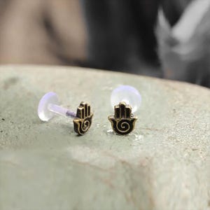 Piercing al trago | Piercing all'elica | Perno tribale per trago | Gioielli con conchiglia ed elica | Fatma Design Trago | Piercing unici all'orecchio
