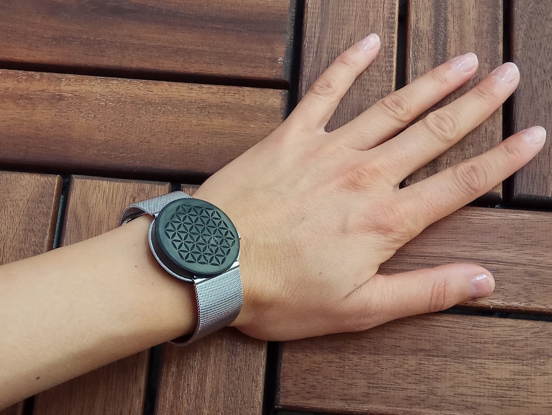 modern minimalistic accessory women/'s SHUNGITE bracelet flower of Life round stone D34 mm stainless steel watchband /'SILVER/' color