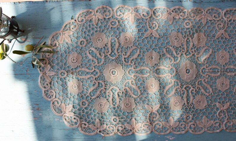 Handmade Point de Venice Ecru Vintage Lace Table Runner Venice Lace 1950/'s Greek Vintage 16/'/' x 36/'/' ca