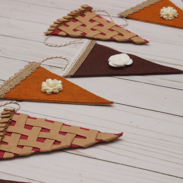 Pie Garland  ||  Pumpkin Pie Banner  ||  Thanksgiving Decor