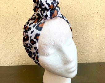 Pre-tied Headwrap & Mask Set Buy Pre Tied Hair Wrap and Mask Combo Set, Black and White  main image 3