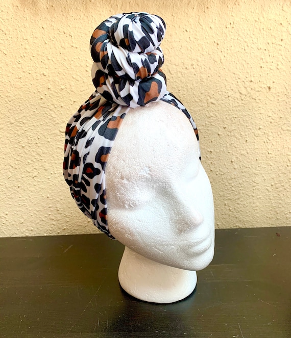 Pre-tied Headwrap (White Leapord) Kiss Colors & Care Pre-Tied Top Knot Turban - Leopard – KISS USA main image 4