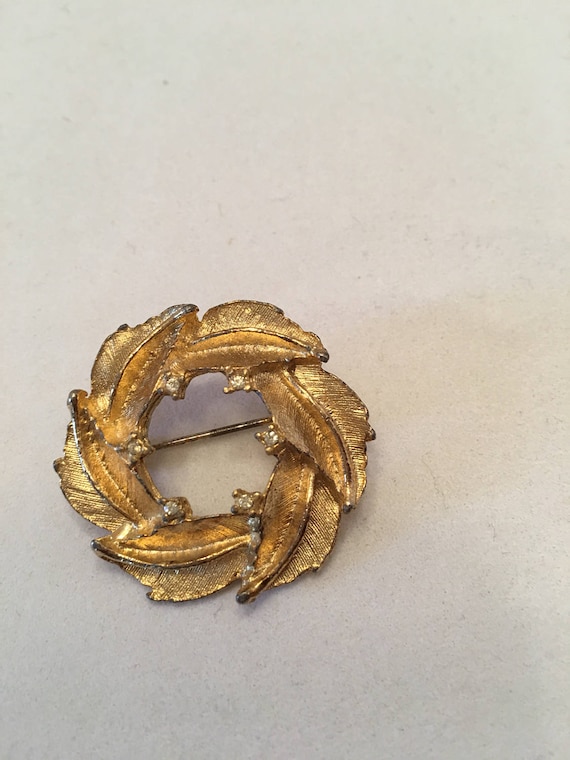 DuBarry FA Brooch ~ Rhinestone Leaf Pin ~ Gold ton