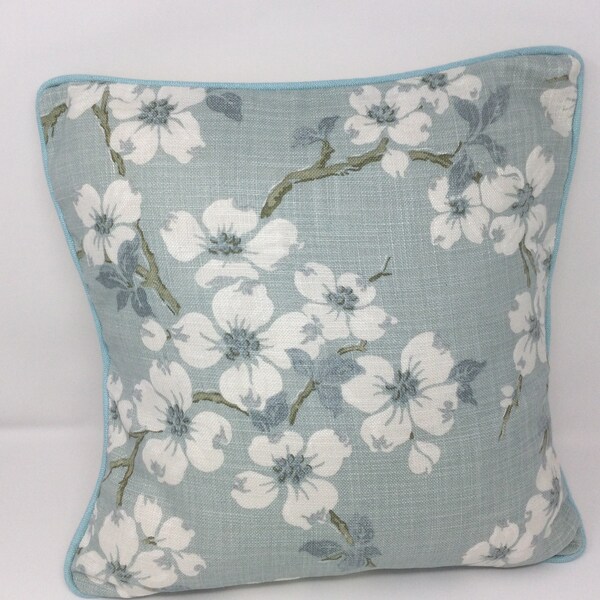 Rideaux entrelacés Laura Ashley Bacall avec bord contrasté sur mesure