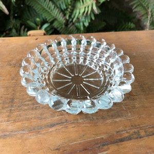 Vintage heavy Clear Boopie Bubble Gum Glass Cigarette Ashtray-Decoration-knickknack-Barware