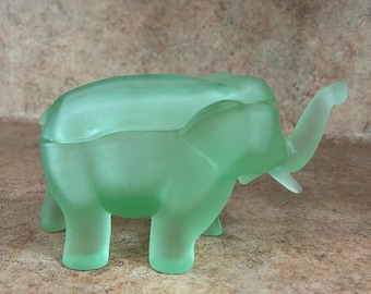 Vintage Indiana Glass Frosted Satin Green Lidded Elephant Tiara Knickknack Decoration