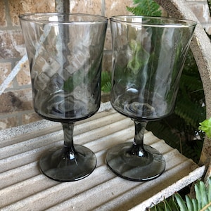 2 Vintage Libbey Smoke Gray Optic swirl stemware Goblets Tumblers Glasses
