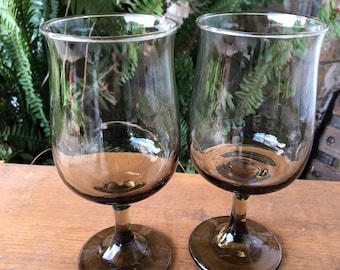 2 Vintage Libbey Tawney Brown Tulip Shaped Wine Water Tea Goblets Tumblers Glasses