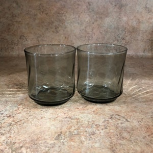 2 Vintage Libbey Smoky Gray Swirl 8 oz juice tumblers glasses