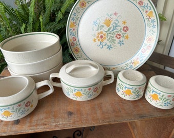 Lenox Temper-Ware Merriment (10.5インチ皿）4枚 Lenox Temper-Ware Merriment (10.5インチ皿）4枚 LENOX Temperware