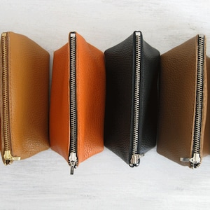 BORSA IN PELLE - Piccola pochette in pelle nera - Borsa da toilette in pelle - Piccola borsa marrone cammello - Borsa per il trucco in pelle - Borsa per cosmetici in pelle