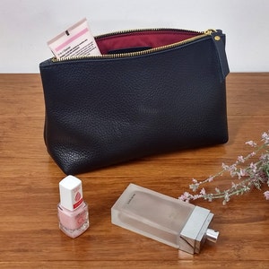 Bolsa cosmética com forro - BOLSA GRANDE DE COURO - Clutch de couro - Bolsa de toalete de couro - Bolsa de couro - Bolsa de maquiagem de couro