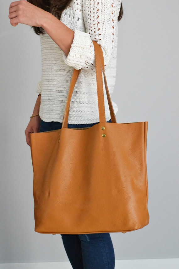 Tote Simple Leather Tote Magnetic Closure LARGE LEATHER Tote Bag Large Tote Bag Leather Tote Tan Tote Bag Everyday Rome Bag