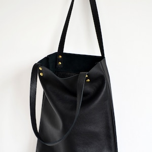 Leather Tote bag, Black Leather Tote Bag, Leather Laptop Bag,  Soft Leather Tote, Tote bag leather, Tote bag, Tote woman - Madrid -