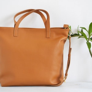 TAN LEATHER TOTE, Tan Leather Bag, Camel Brown Leather Tote Bag, Top Zip Tote, Oversize Italian Pebbled Leather Bag - London Bag -
