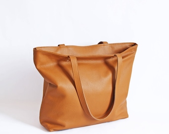 Oversized Pebbled Leather Tote Bag: Tan Magnetic Closure