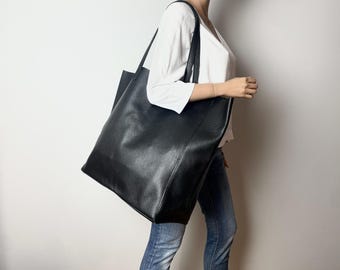 Oversized Black Pebbled Leather Tote Bag: Large Travel Shopper