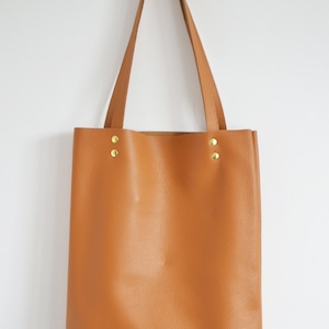 Leather tote bag, Leather tote, Tote bag leather, Tote bag, Leather tote woman, Leather tote, Leather tote - MADRID - Tan Leather Tote