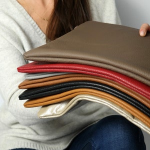 EMBREAGEM DE COURO GRANDE - Borla de couro - Bolsa de couro - Bolsa de couro - Embreagem de noite preta - Embreagem de casamento - Capa para iPad - Nova York