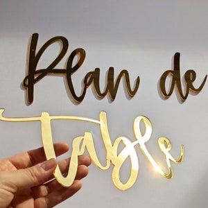 Wedding table plan - Word in gold plexiglass | DIY wedding to stick on the wedding table plan | 32 x 30 cm | Wooden wedding decoration