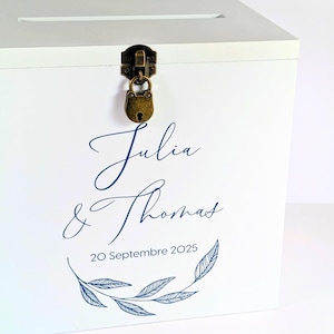 Grande urne mariage personnalisée en bois avec cadenas, black & white - Cagnotte en bois - Urne anniversaire, baptême, communion
