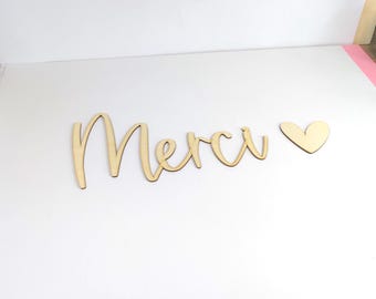 Custom-cut wooden word - Wedding seating chart | DIY wedding - Cut-out wooden word - Wooden wedding decoration