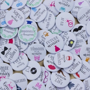 Set of 50 wedding badges to choose from image 1