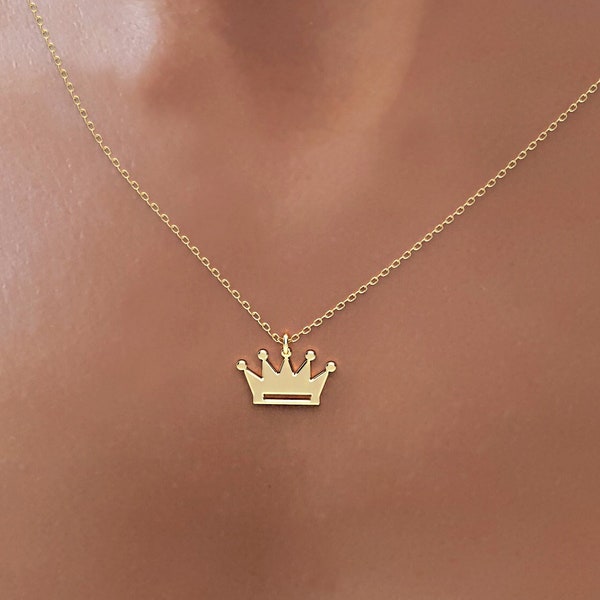 Petit collier couronne en or massif 14 carats, collier couronne en or jaune 14 carats, collier couronne délicate en or massif, collier couronne en or massif 14 carats