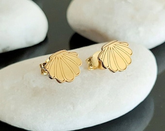 14K Solid Gold Seashell Earrings, 14K yellow Gold Earrings, Dainty Seashell Studs, Nautical Earrings, Sea Jewelry, Gold Stud, Gift For women