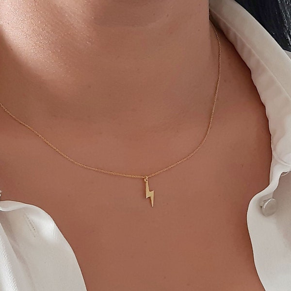 14k solid gold Bolt necklace, Lightning necklace, Tiny bolt necklace, Thunderbolt charm, Tiny thanderbolt necklace, dainty gold necklace