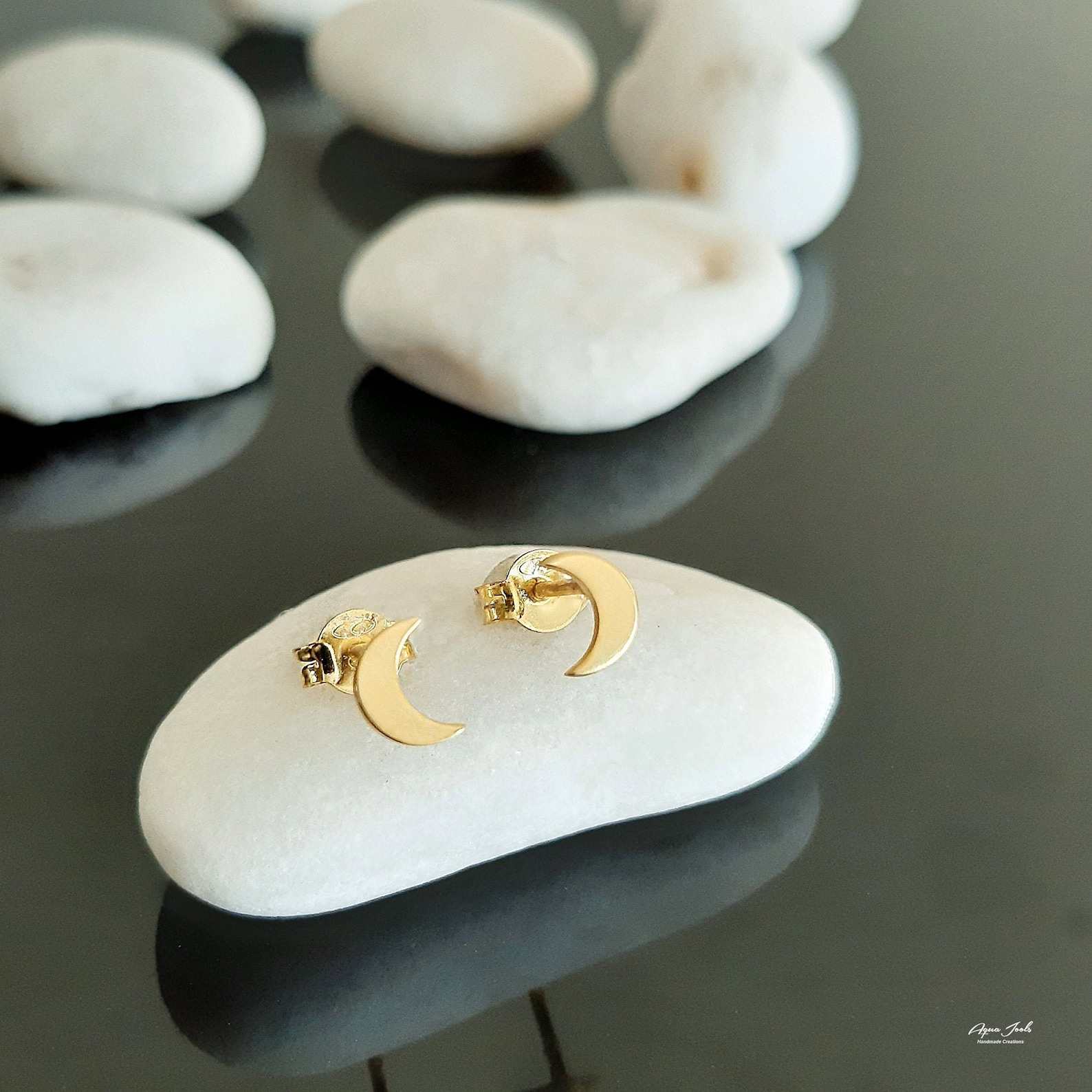 14K Solid Gold Moon Earrings 14k Gold Crescent Earrings Etsy