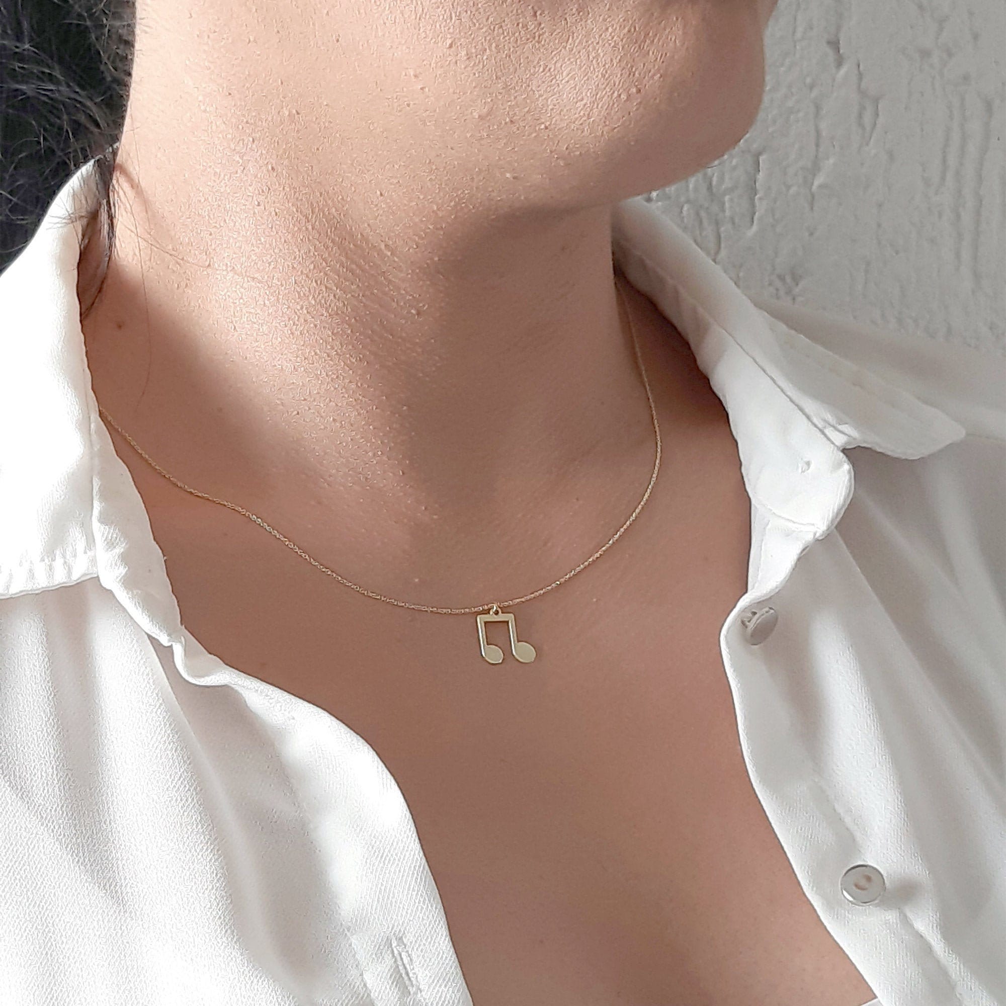 14K Yellow Gold CZ Music Note Pendant - 15.5 Mm