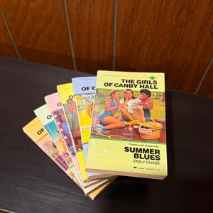 Set of 6 &quot;The Girls of Canby Hall&quot; Books by Emily Chase - Please read for condition