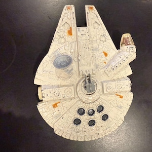 Star Wars Vintage Die Cast Millennium Falcon