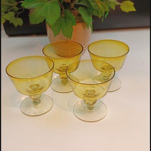 Champagne/Tall Sherbets Set of 4 Beautiful  Morgantown Americana Topaz  Footed Ball Stem