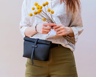 Black Leather Belt Bag, Fanny Pack for Women, Fold over Bag, Roll over leather bag, Convertible Belt Bag, Minimalist Belt Bag