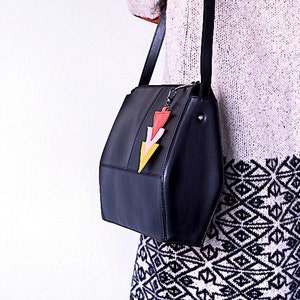 Black Shoulder Bag, Vegan Leather Bag with Keychain, Minimalist Crossbody Bag, Faux leather, Gifts for her, Geometric Bag, Structured Bag
