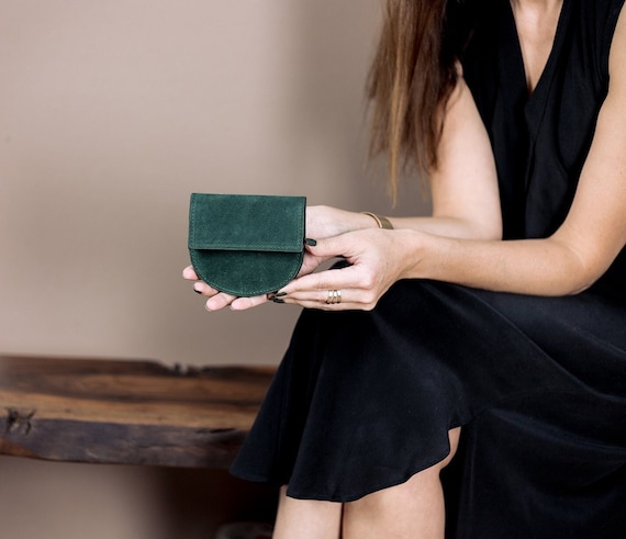 Half moon shaped purse cheap