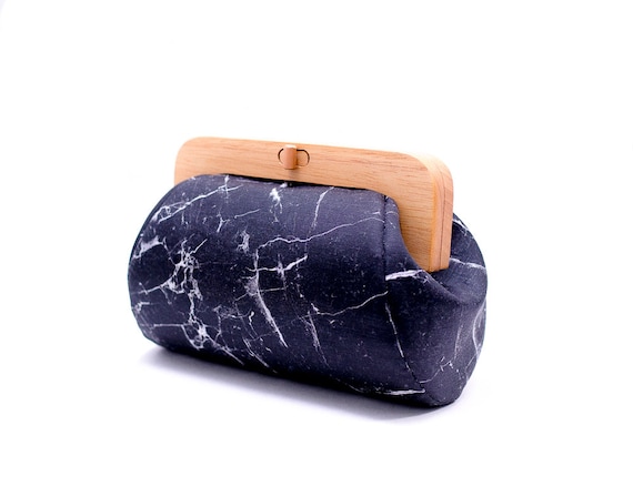 MARBY - Clutch with Wooden Handle