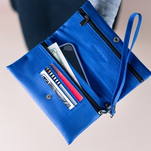 Cartera de cuero para mujer con correa para la muñeca, cartera plegable, billetera plegable, billetera minimalista tipo sobre con bolsillos con cremallera Azul
