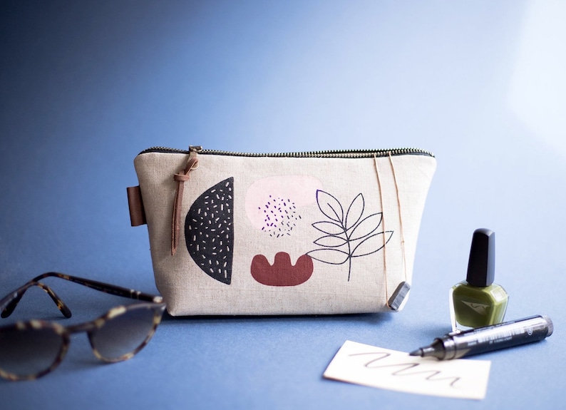 nike classic sweatshirt