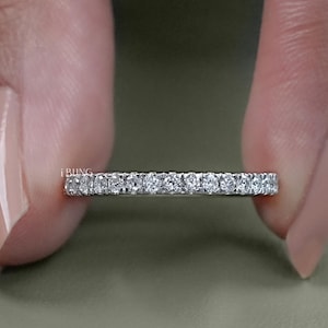 Round Cut Lab Diamond Eternity Band / 14K Solid Gold Wedding Band / Conflict Free Diamond Stackable Band /  Anniversary Gift For Wife