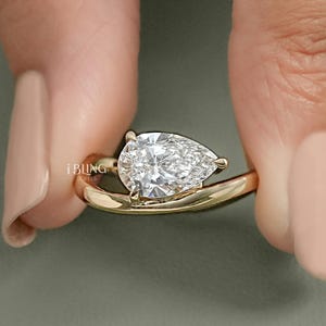 Pear Cut Lab Grown Diamond Solitaire Ring/ Eco Friendly Diamond Engagement Ring/ CVD Diamond East West Set Curved Bridal Ring/ Gift For Wife