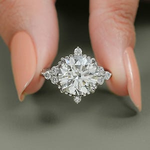 5.00 CT Round Cut Lab Grown Diamond Solitaire Engagement Ring / IGI Certified Man Made Diamond Wedding Ring / Maid Of Honor Gift For Her