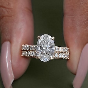 Oval Cut Lab Grown Diamond Hidden Halo Wedding Ring / Round Cut CVD Diamond Matching Band / 14K Solid Gold Bridal Set Ring For Engagement