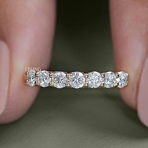 Round Lab Diamond Stacking Ring / Conflict Free Diamond Anniversary Ring / EF-VS Diamond Seven Stone Wedding Ring / Proposal Ring For Her