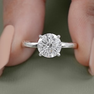 Round Cut Lab Grown Diamond Solitaire Engagement Ring / 14K Solid Gold CVD Diamond Ring / Conflict Free Diamond Promise Ring For Her