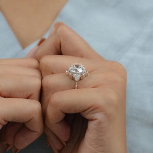 5.00 CT Round Cut Lab Grown Diamond Solitaire Engagement Ring / IGI Certified Man Made Diamond Wedding Ring / Maid Of Honor Gift For Her
