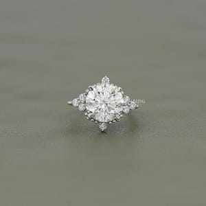 5.00 CT Round Cut Lab Grown Diamond Solitaire Engagement Ring / IGI Certified Man Made Diamond Wedding Ring / Maid Of Honor Gift For Her
