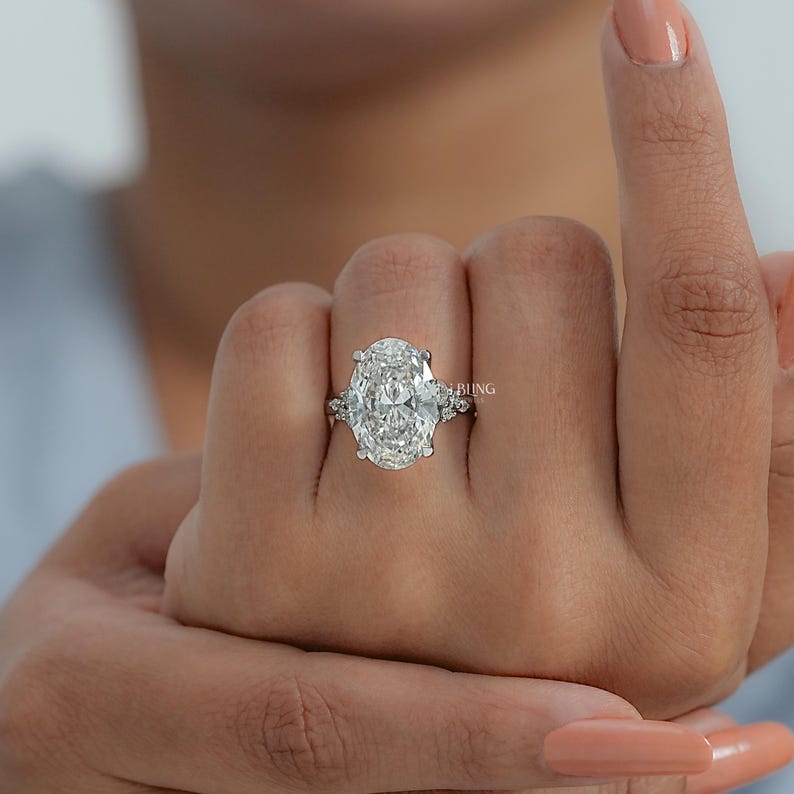 7.00 CT Oval Cut Lab Diamond Solitaire Engagement Ring / EF-VS Clarity Conflict Free Diamond Prong Set Wedding Ring / Anniversary Gift